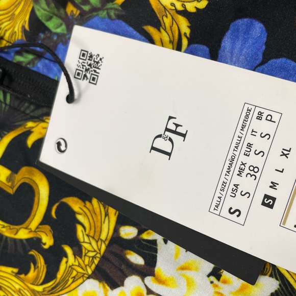 NWT Denim & Flower Ricky Singh Full Zip Floral Bomber Jacket Gold/Black Versace - Picture 14 of 14